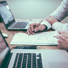 Accompagnement des grands donateurs dans la structuration de leur fondation.